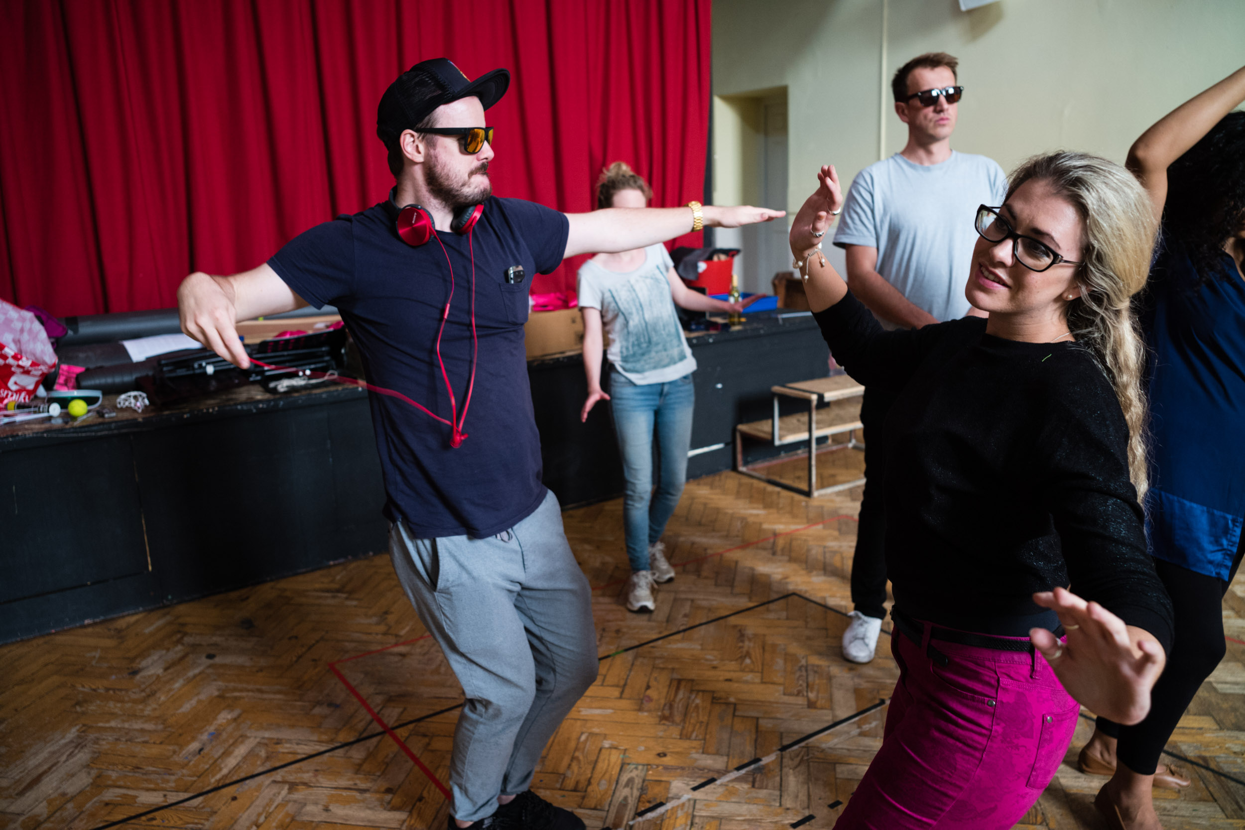 From Left: Tom Stoddart (Papageno), Lancelot Nomura (Sarastro), Fleur de Bray (Queen)