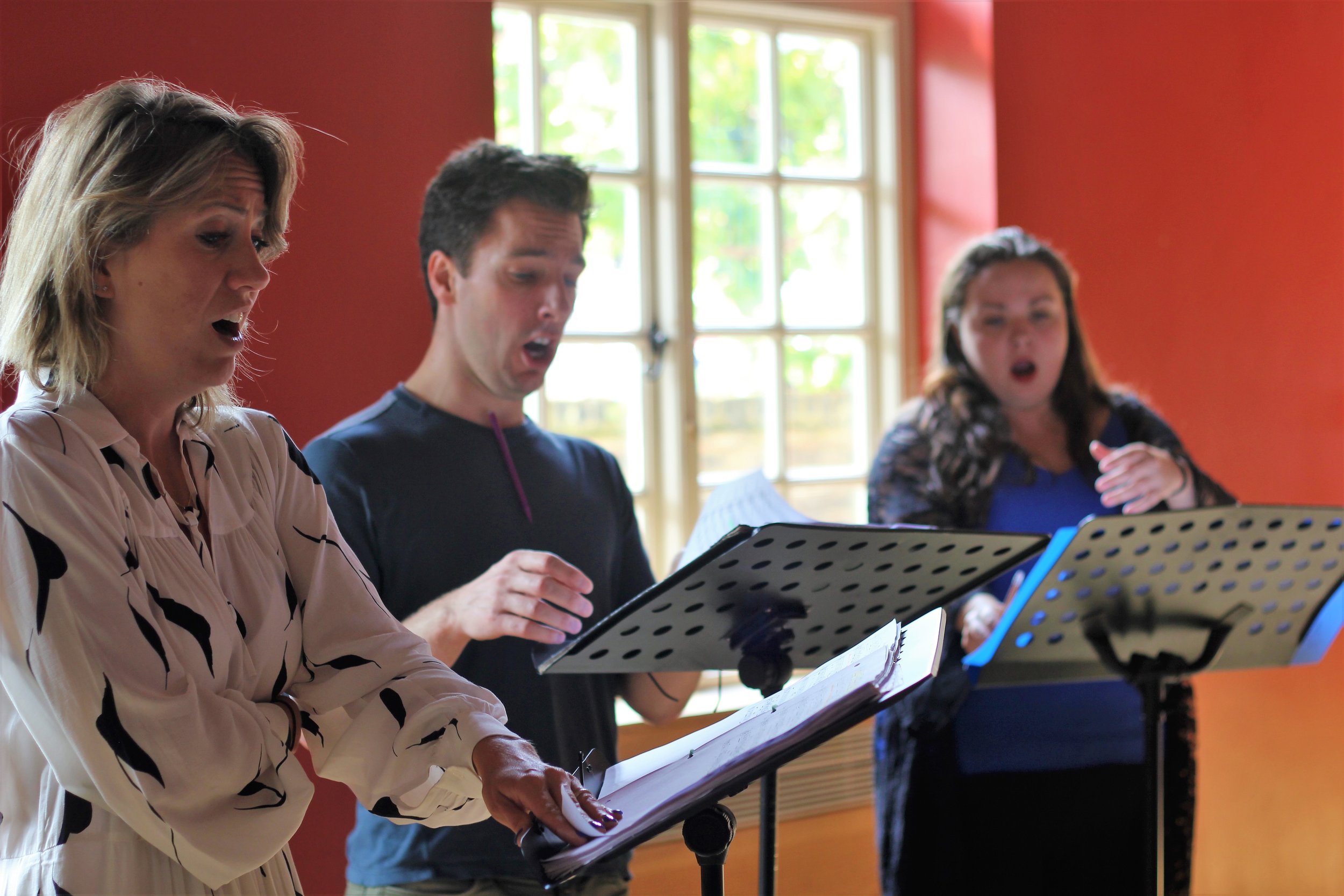 Maria Stuarda 2018: Flora McIntosh (Mary) Joseph Doody (Earl of Leicester), Philippa Boyle (Elizabeth)
