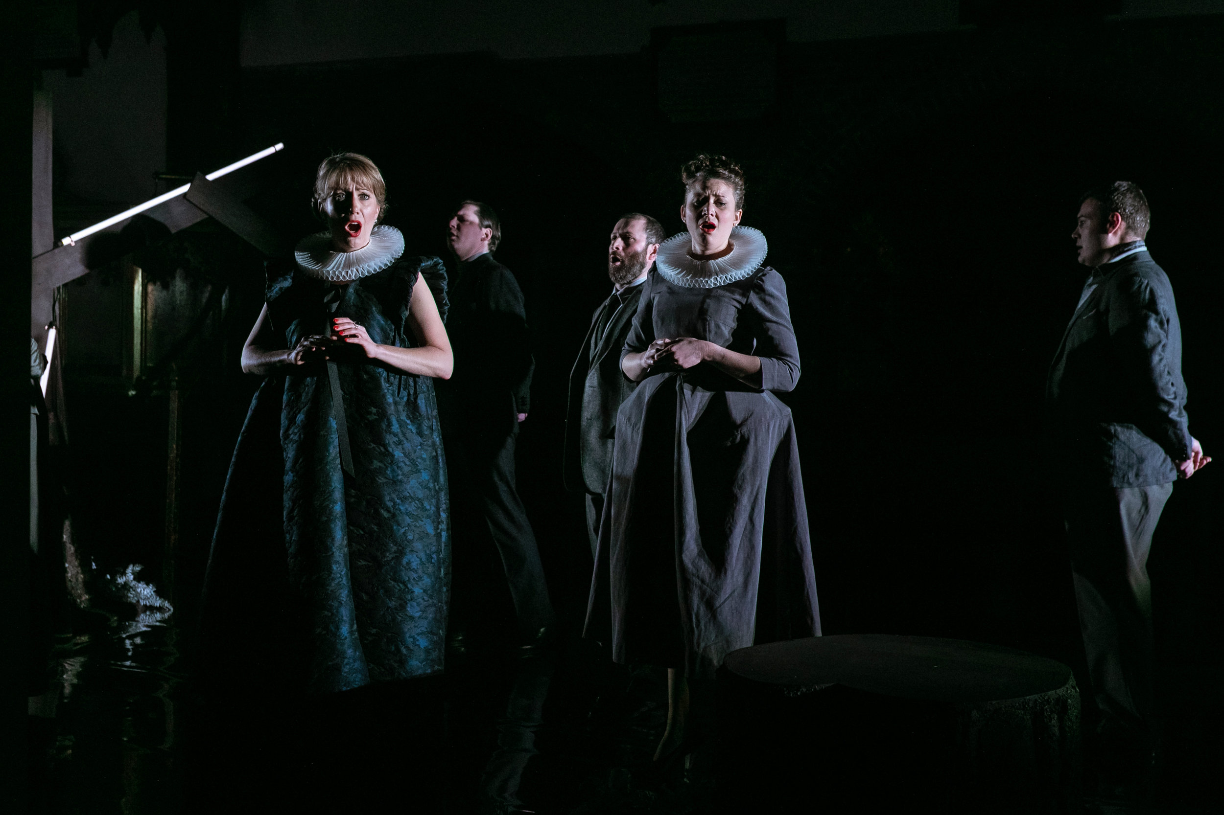 OperaUpClose. Flora McIntosh, Jan Capinski, Julian Debreuil, Emma Watkinson, Cliff Zammit Stevens.jpg