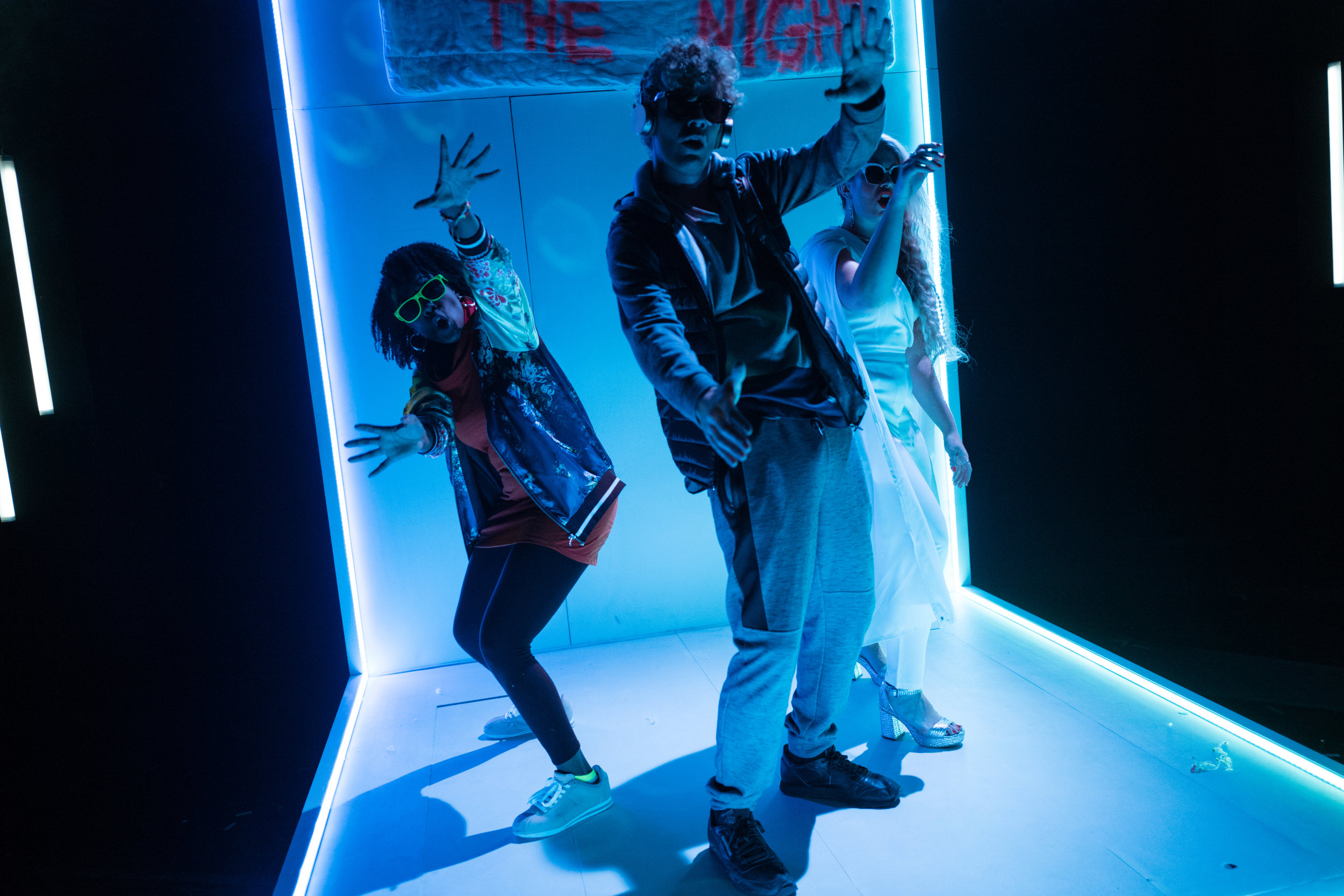 OperaUpClose. The Magic Flute. Abigail Kelly, Peter Kirk, Fleur de Bray. Photo by Christopher Tribble..jpg